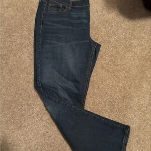Women’s boyfriend jeans!